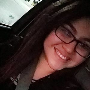 Meet your Posher, Corina